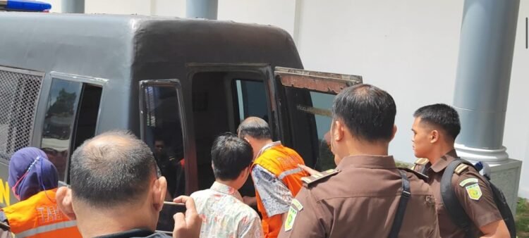 Kejati Kaltim Bongkar Korupsi Rp 4,9 Miliar di RSUD AWS, Tiga Tersangka Ditahan