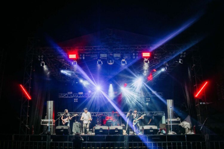 See Stars Somedays Melesatkan Pop Punk di Panggung Pura-Pura Fest 2026